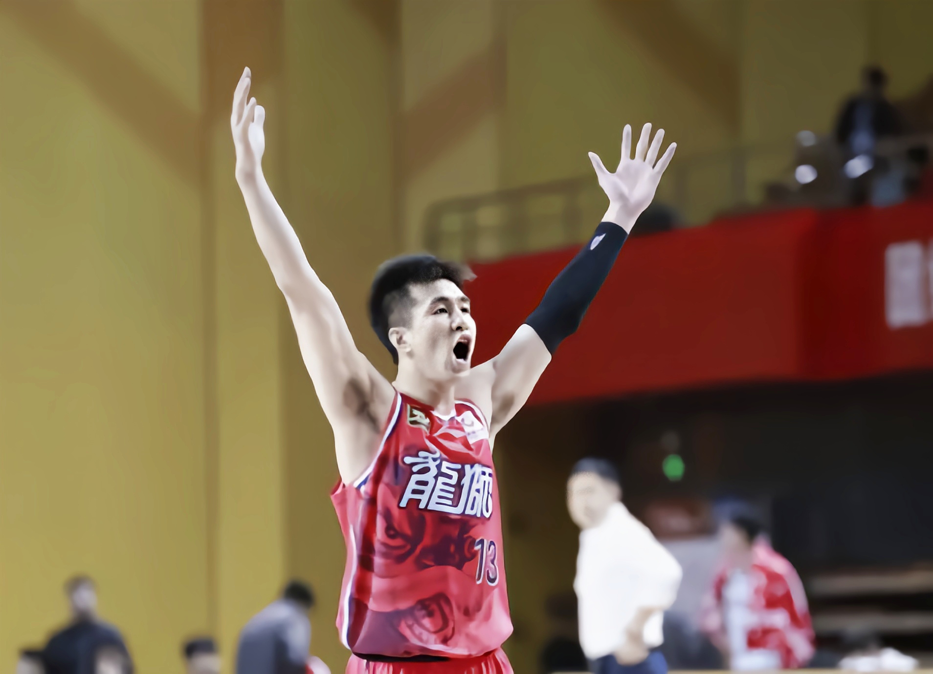 开云官方网站-CBA季后赛赛程吃紧；里尔国际比赛日迎来里程碑；底气十足；控场能力受关注的简单介绍