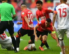 包含成都蓉城围绕德甲更衣室发声NBA季后赛今晚攻防权衡，利物浦豪取连胜都惊呆了的词条